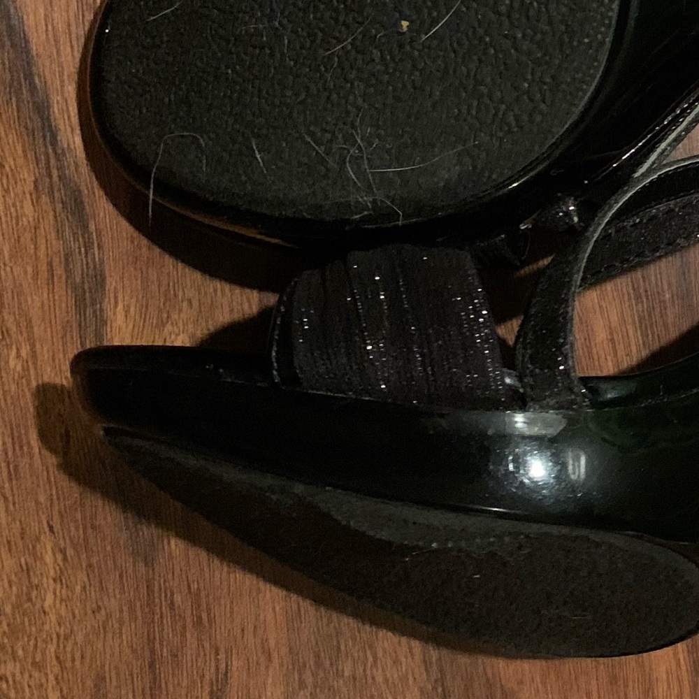 Shoes - Picture 6 of 6
